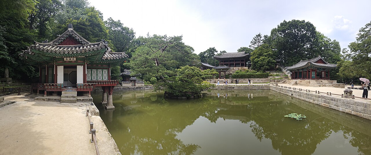 Buyongji pond and pavilion in the Secret Garden of Changdeokgung Palace, Seoul